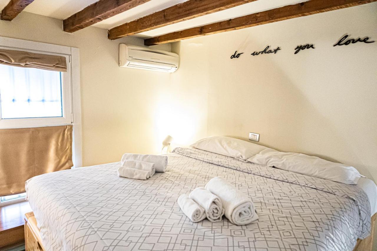 Appartamento New Loft Di Design Tortona - Navigli - Darsena *